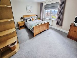 Photo 1- click for photo gallery